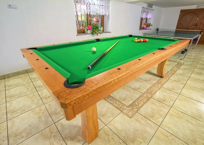 Goralski Dworek Pansiyon *